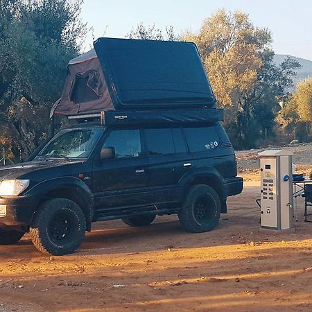 Nirikos Camping Spasmeni Vrisi エクステリア 写真