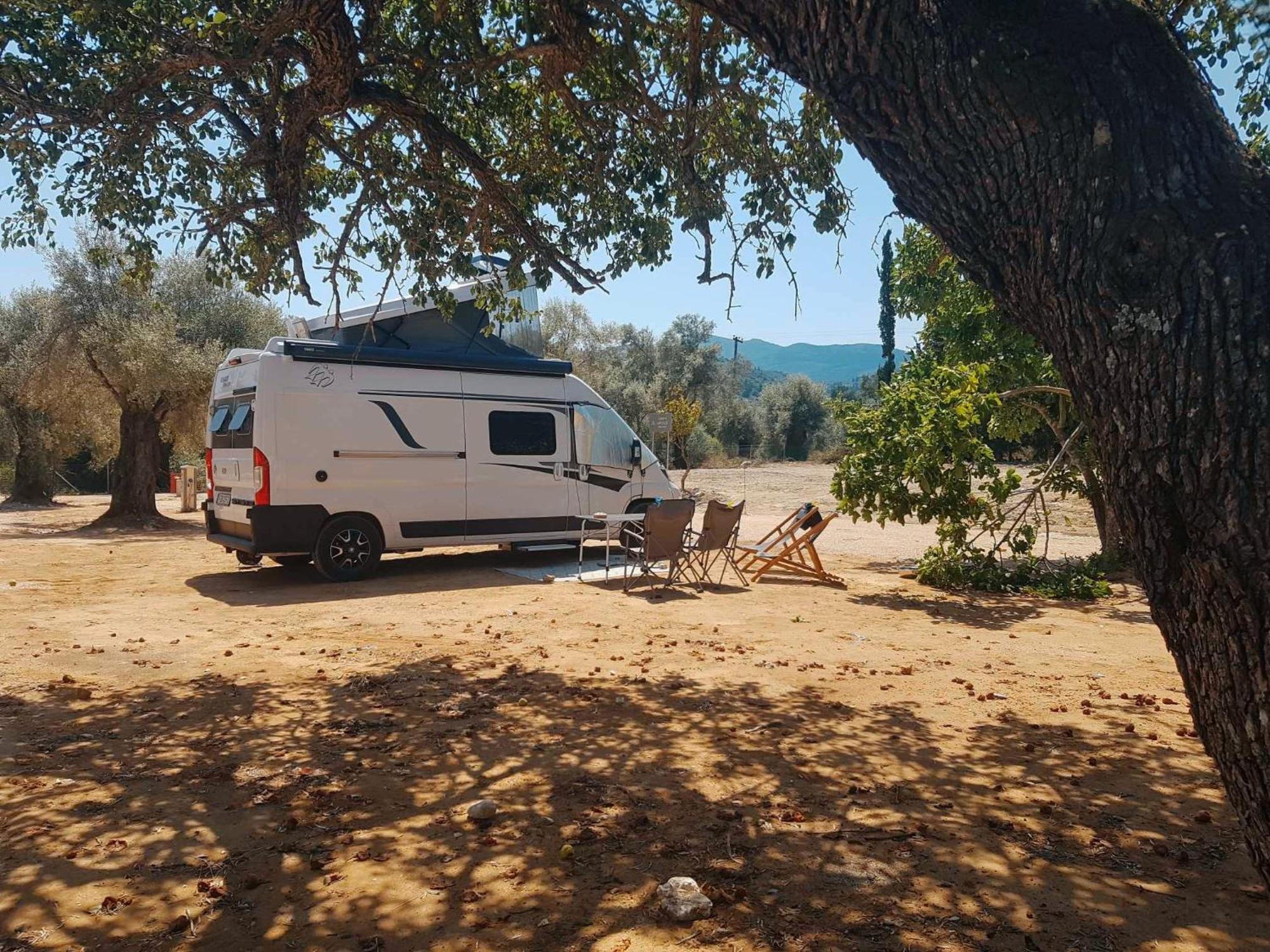 Nirikos Camping Spasmeni Vrisi エクステリア 写真