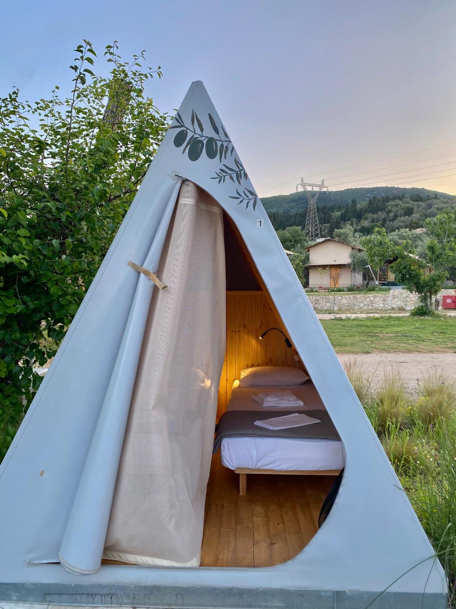 Nirikos Camping Spasmeni Vrisi エクステリア 写真